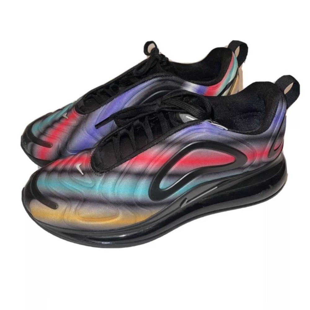 Nike Air Max 720 Fits US8 - Y7 too small for 8.5